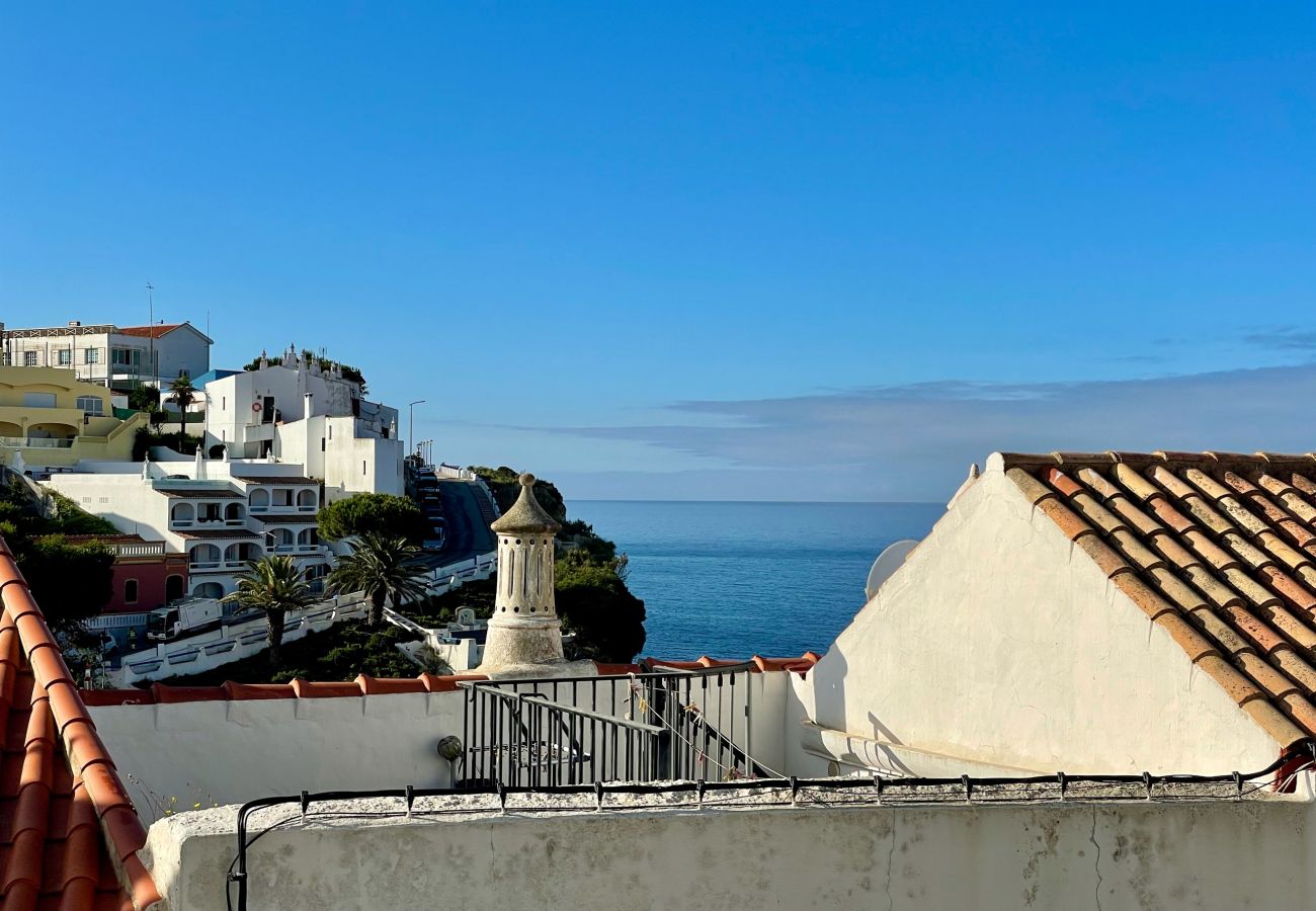 Ferienwohnung in Carvoeiro - Casa Syra – Stilvolles Apartment mit Meerblick im Herzen von Carvoeiro