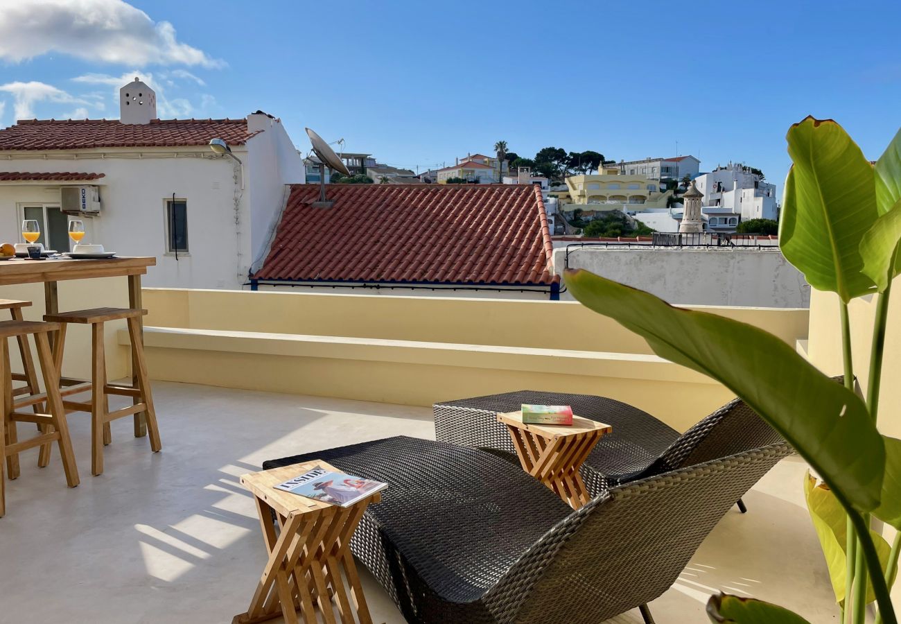 Ferienwohnung in Carvoeiro - Casa Syra – Stilvolles Apartment mit Meerblick im Herzen von Carvoeiro