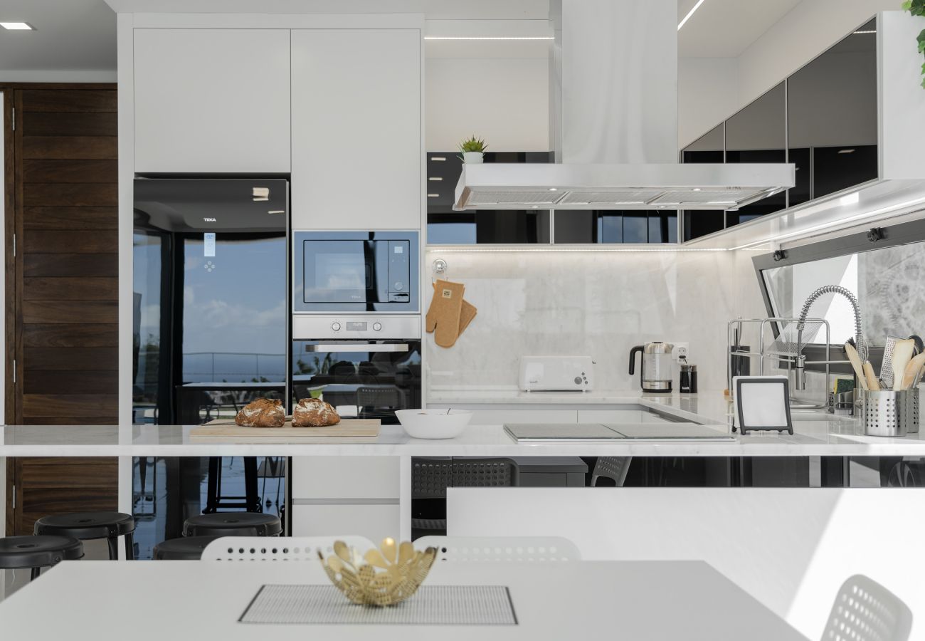 Ferienhaus in Calheta - Lotus Horizon