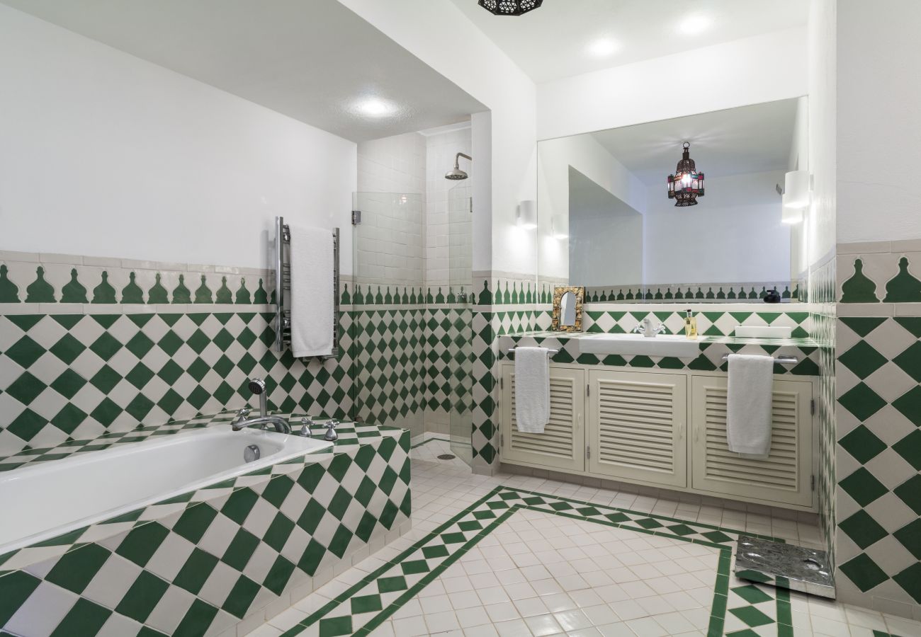 Villa en Carvoeiro - Algarve Temple Villa