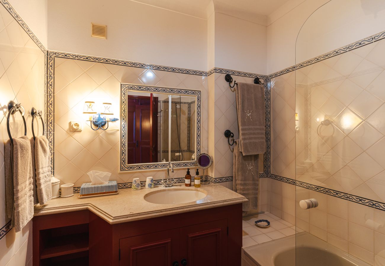 Villa en Ermidas-Sado - Countryside Manor