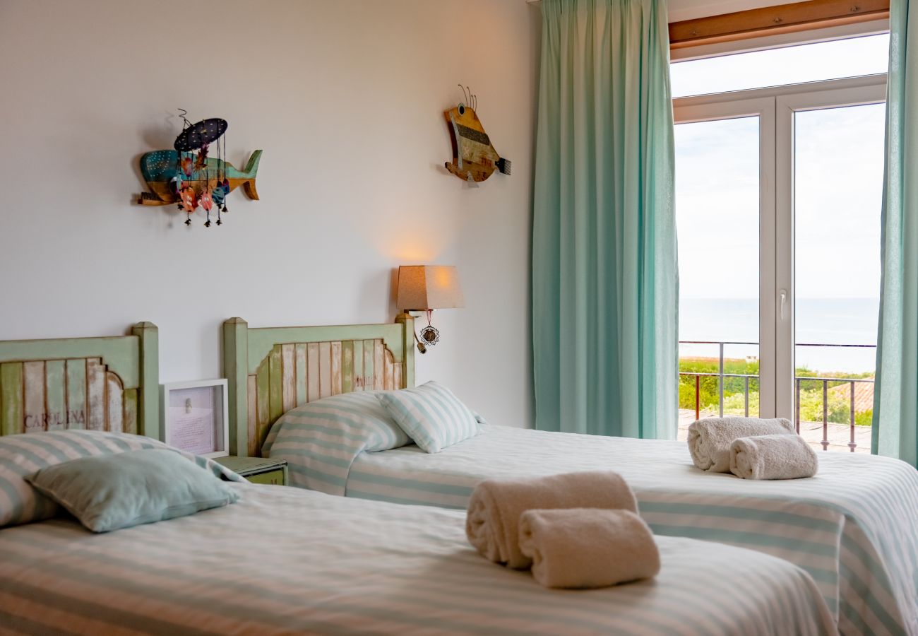 Villa en Sintra - Beachfront Recluse