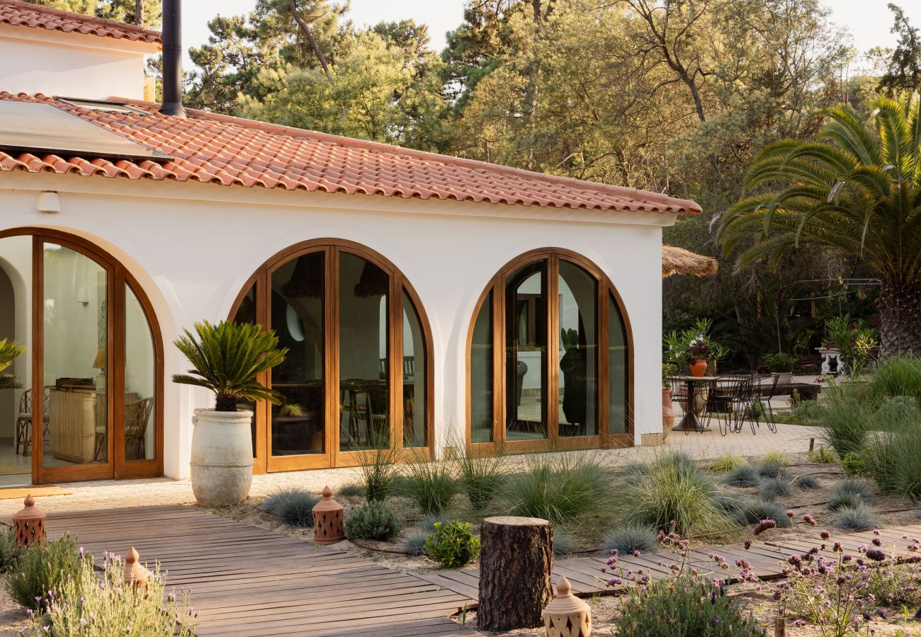 Villa en Aroeira - Elysian Villa