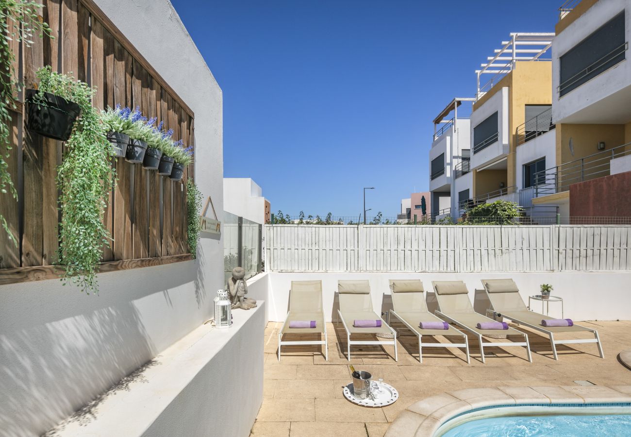Casa adosada en Ferragudo - Casa Bayview Bliss - Experience a Dream Holiday in the Heart of the Algarve!