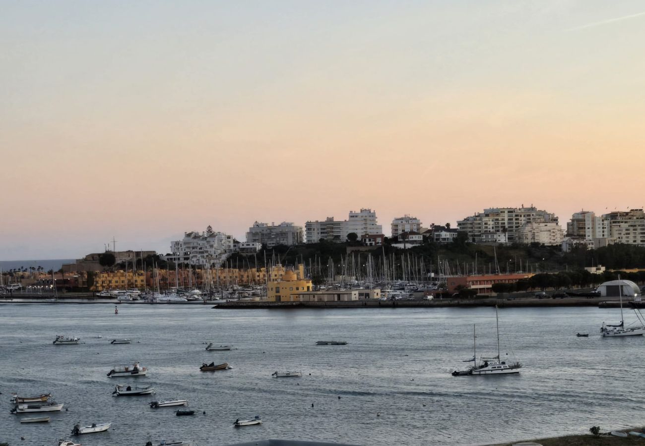 Casa adosada en Ferragudo - Casa Bayview Bliss - Experience a Dream Holiday in the Heart of the Algarve!