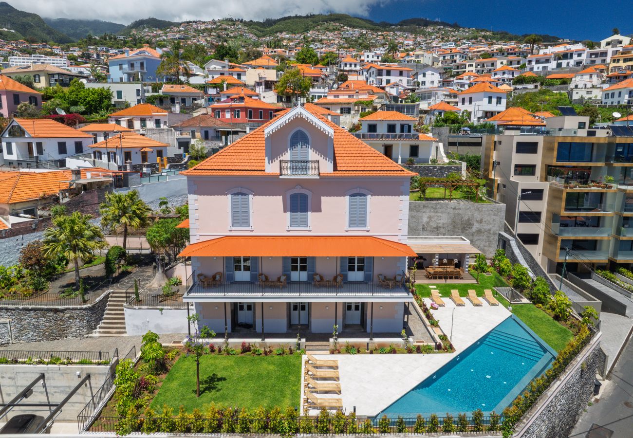 Villa en Funchal - Rosemount House