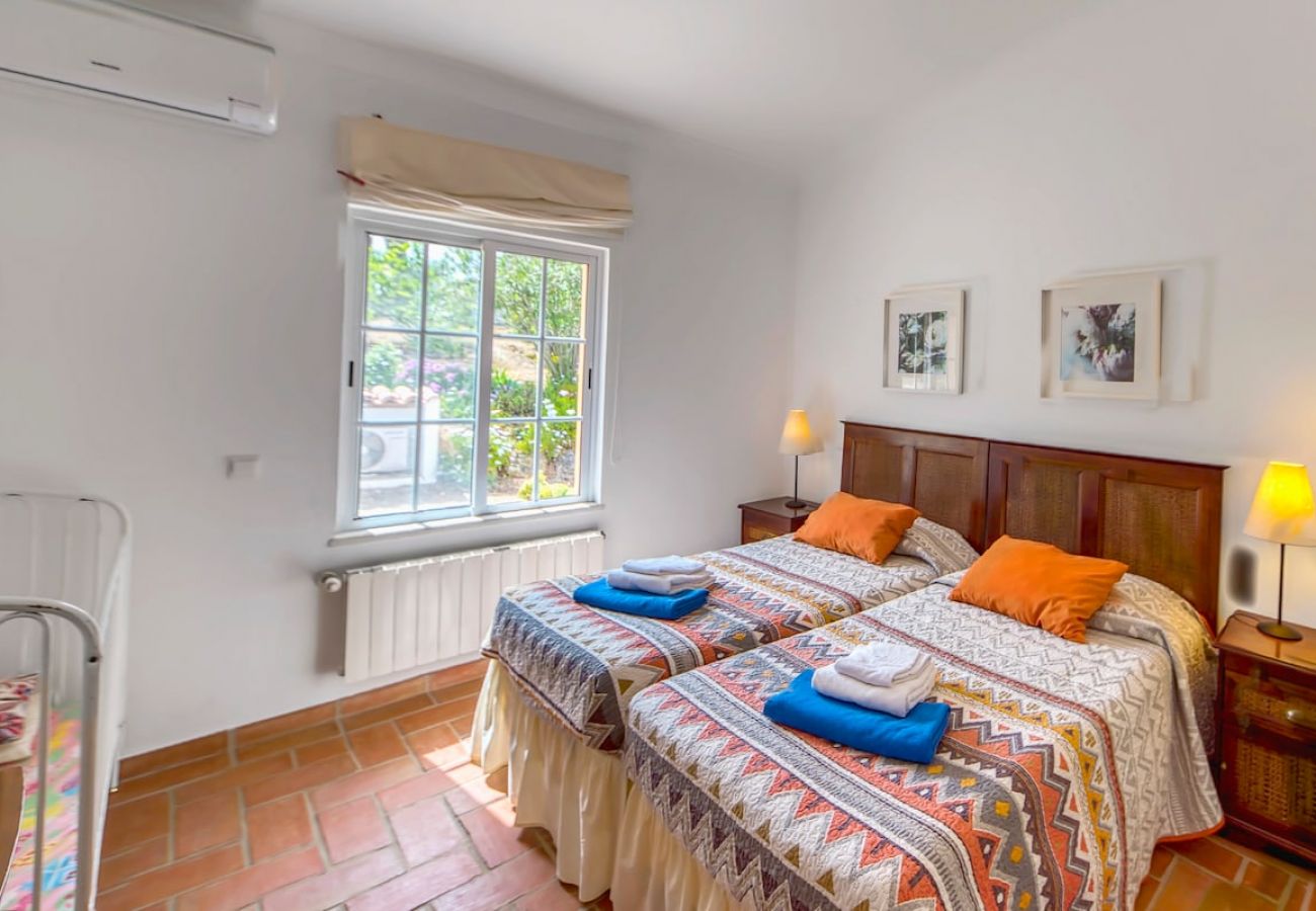 Maison à Carvoeiro - Casa Teresa - Piscine privée chauffée à Carvoeiro 