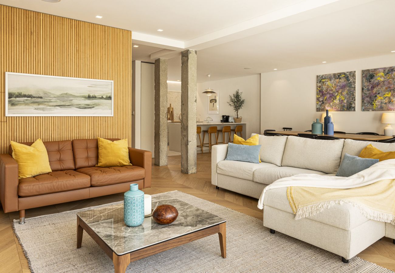 Maison mitoyenne à Lisbonne - Contemporary Restelo Pool Haven