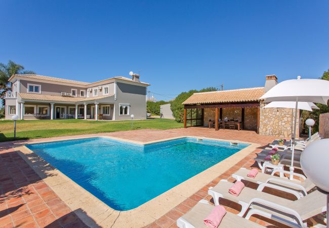 Villa à São Bartolomeu de Messines - Villa Maravilha - rurale avec piscine privée