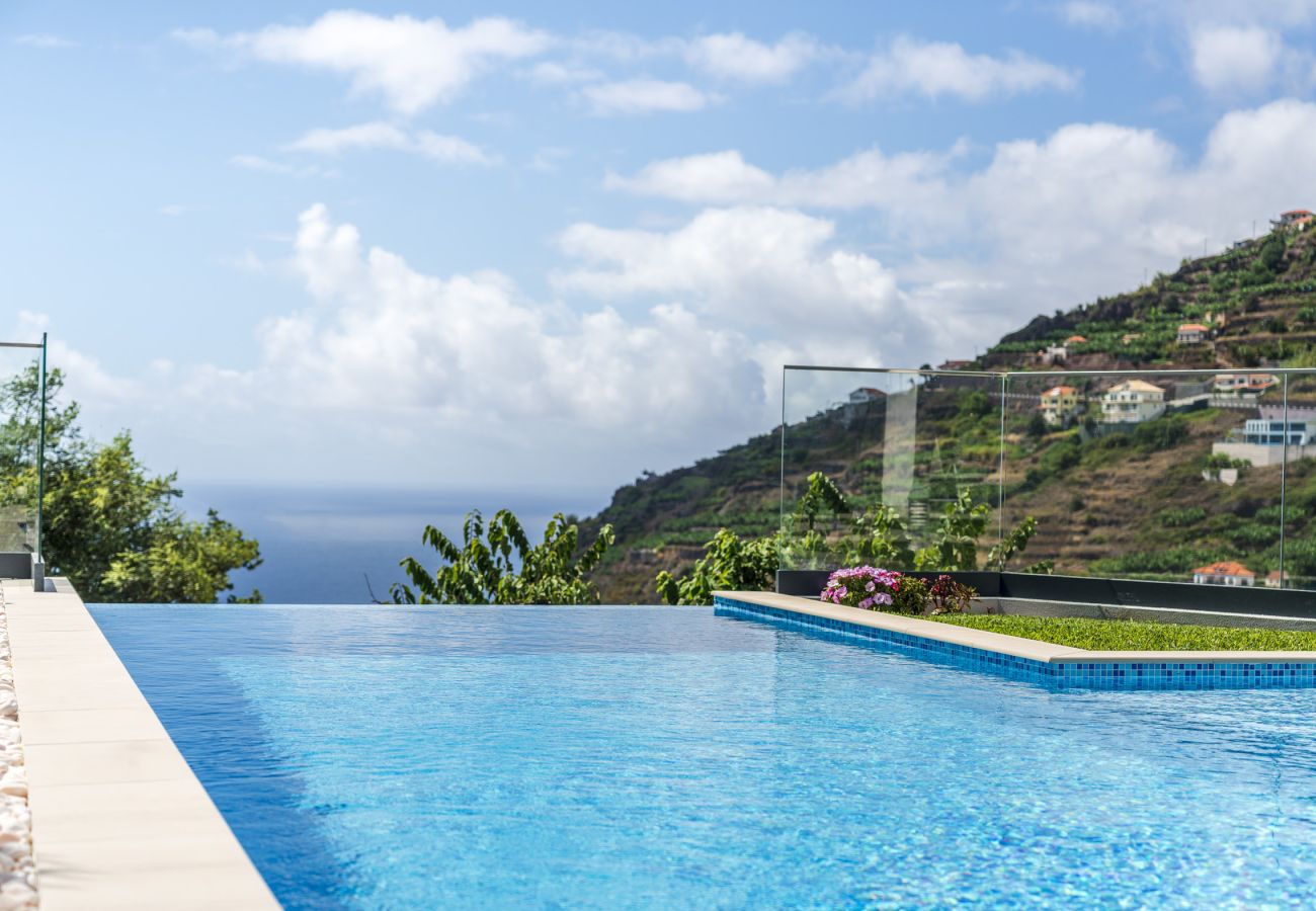 Maison à Calheta - Lotus Horizon