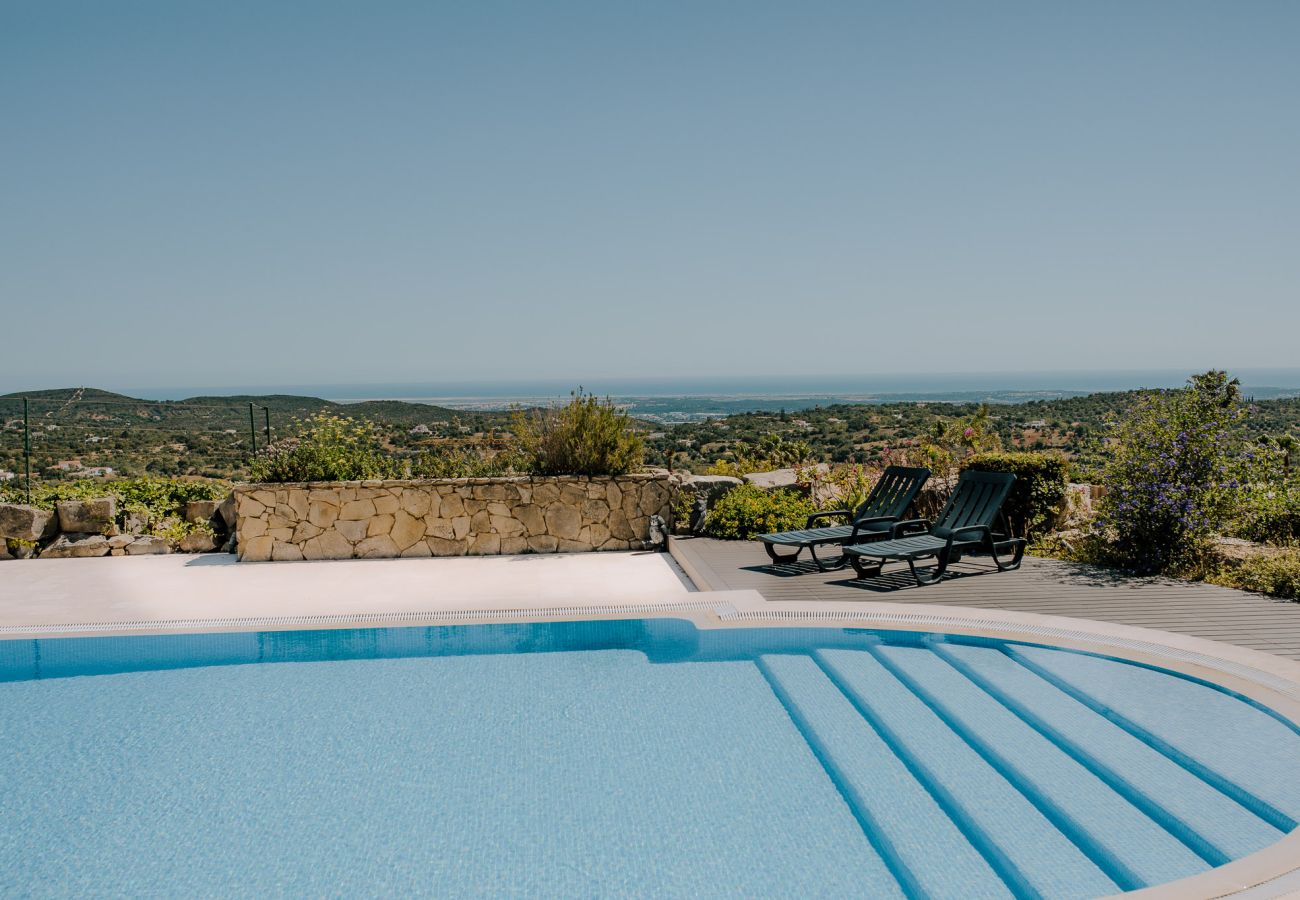 Villa a Santa Bárbara de Nexe - Villa Monte dos Agostos