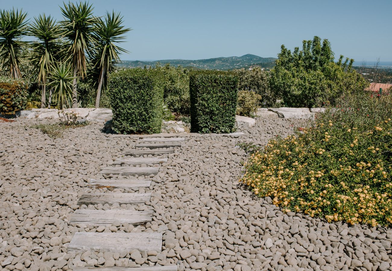 Villa a Santa Bárbara de Nexe - Villa Monte dos Agostos