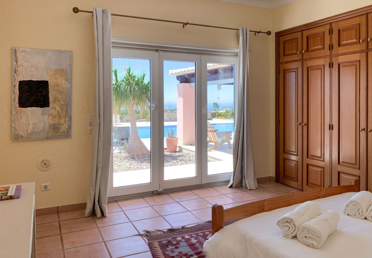 Villa a Santa Bárbara de Nexe - Villa Monte dos Agostos