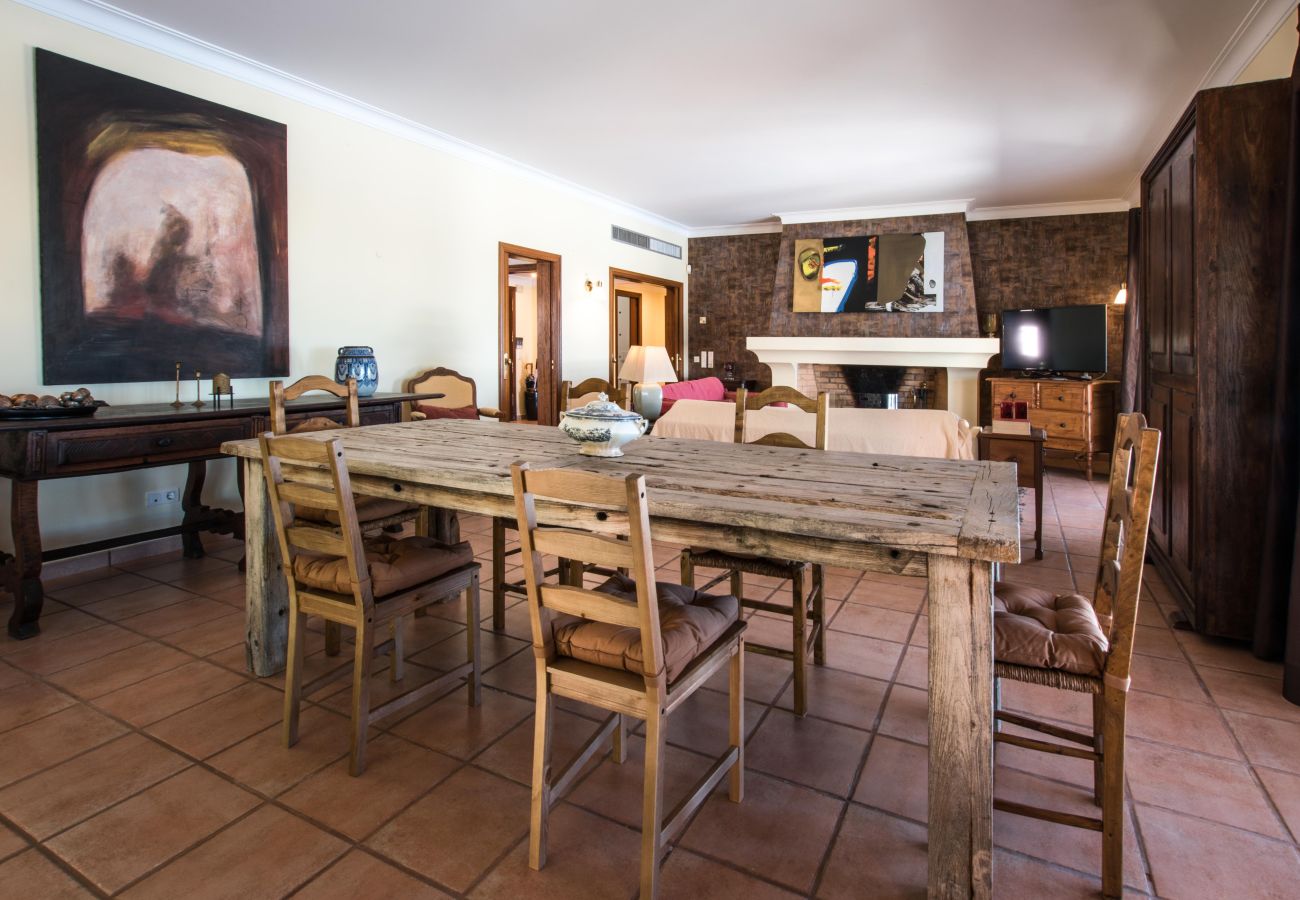 Villa a Santa Bárbara de Nexe - Villa Monte dos Agostos
