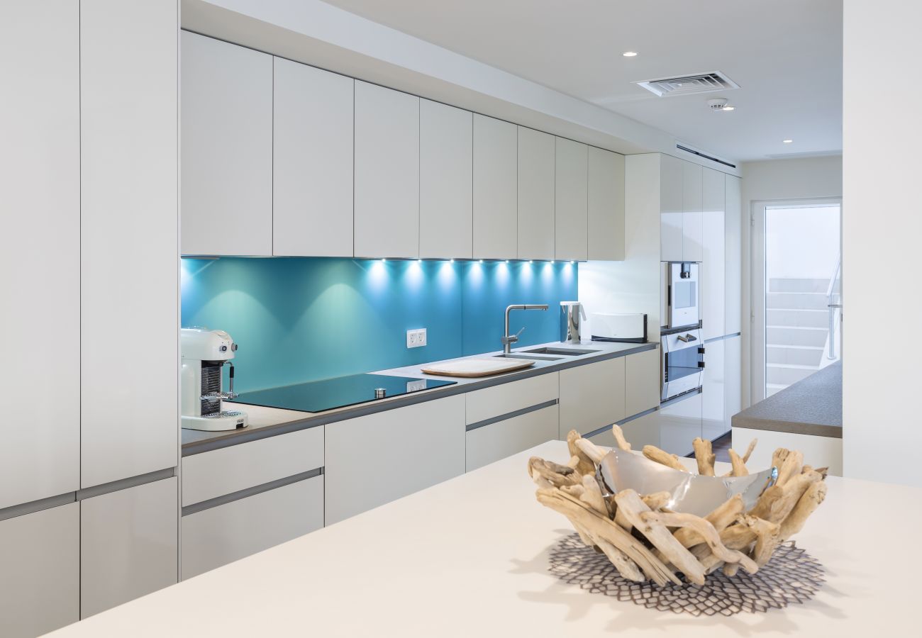 Villa a Praia da Salema - Lavendar Seaview Villa