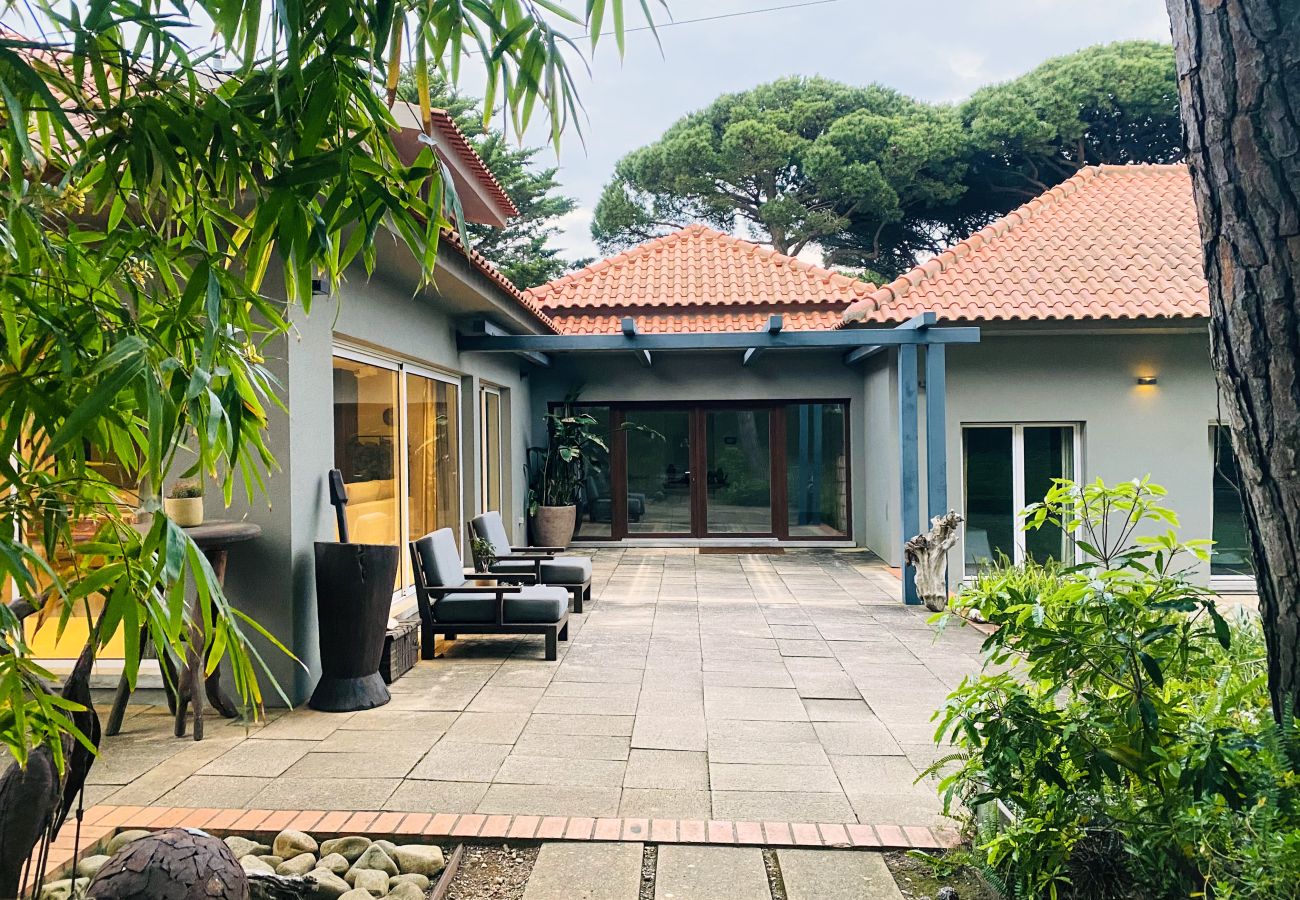 Villa a Cascais - Marinha Eden Villa
