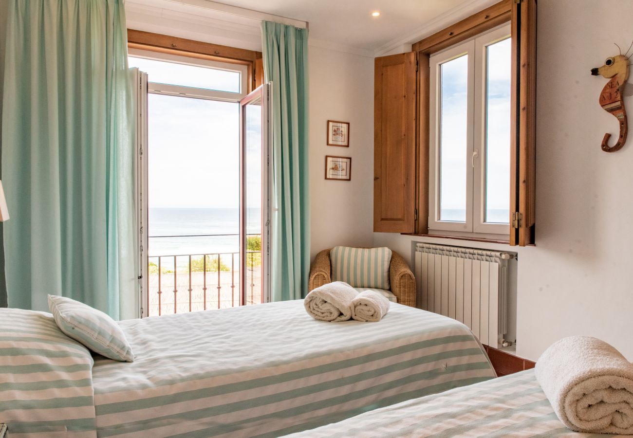 Villa a Sintra - Beachfront Recluse