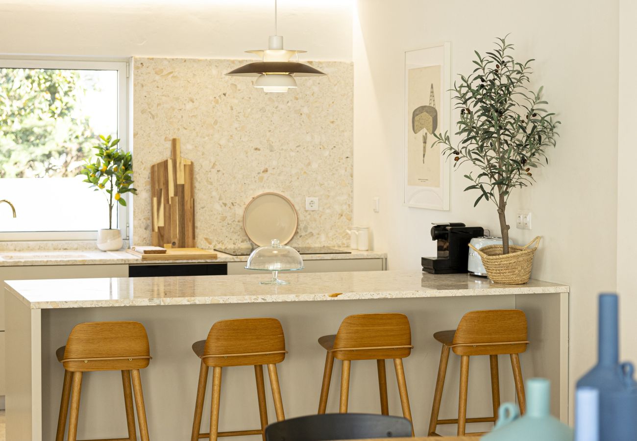 Casa a schiera a Lisboa - Contemporary Restelo Pool Haven