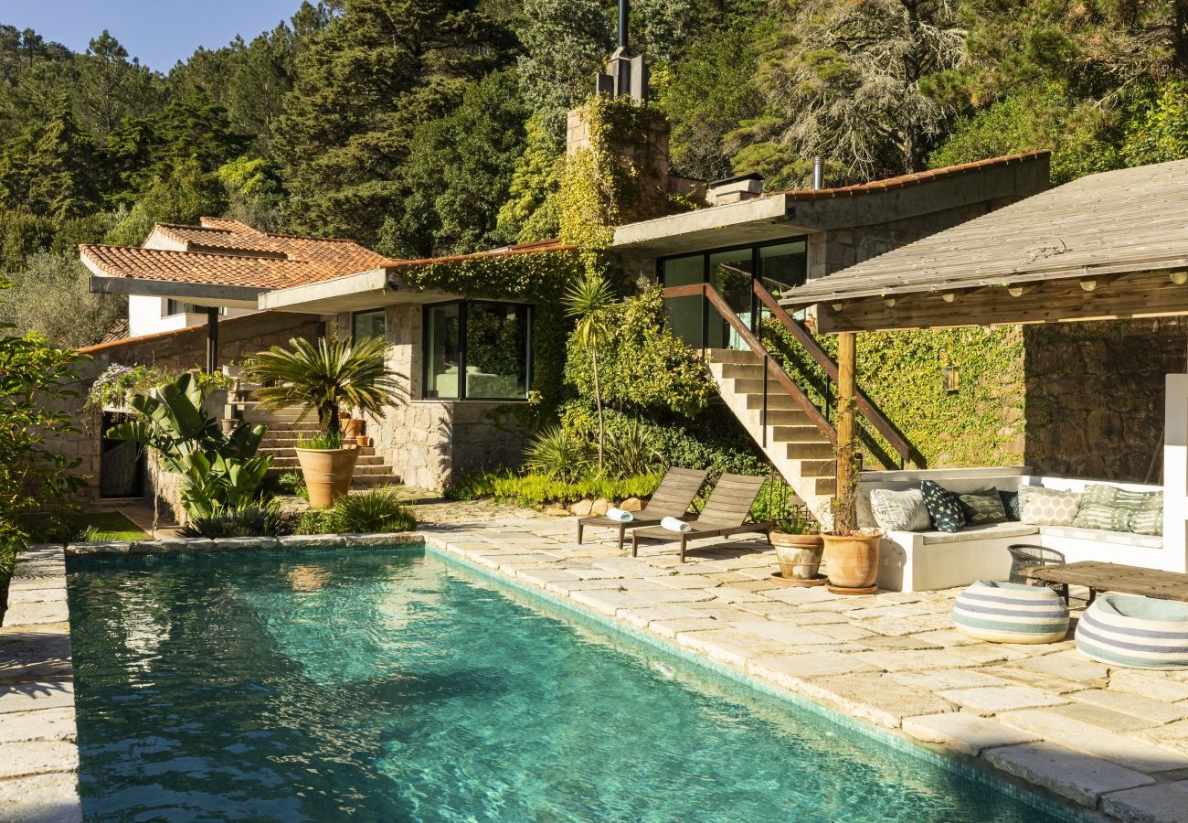 Villa a Malveira da Serra - A Pines & Palms Estate