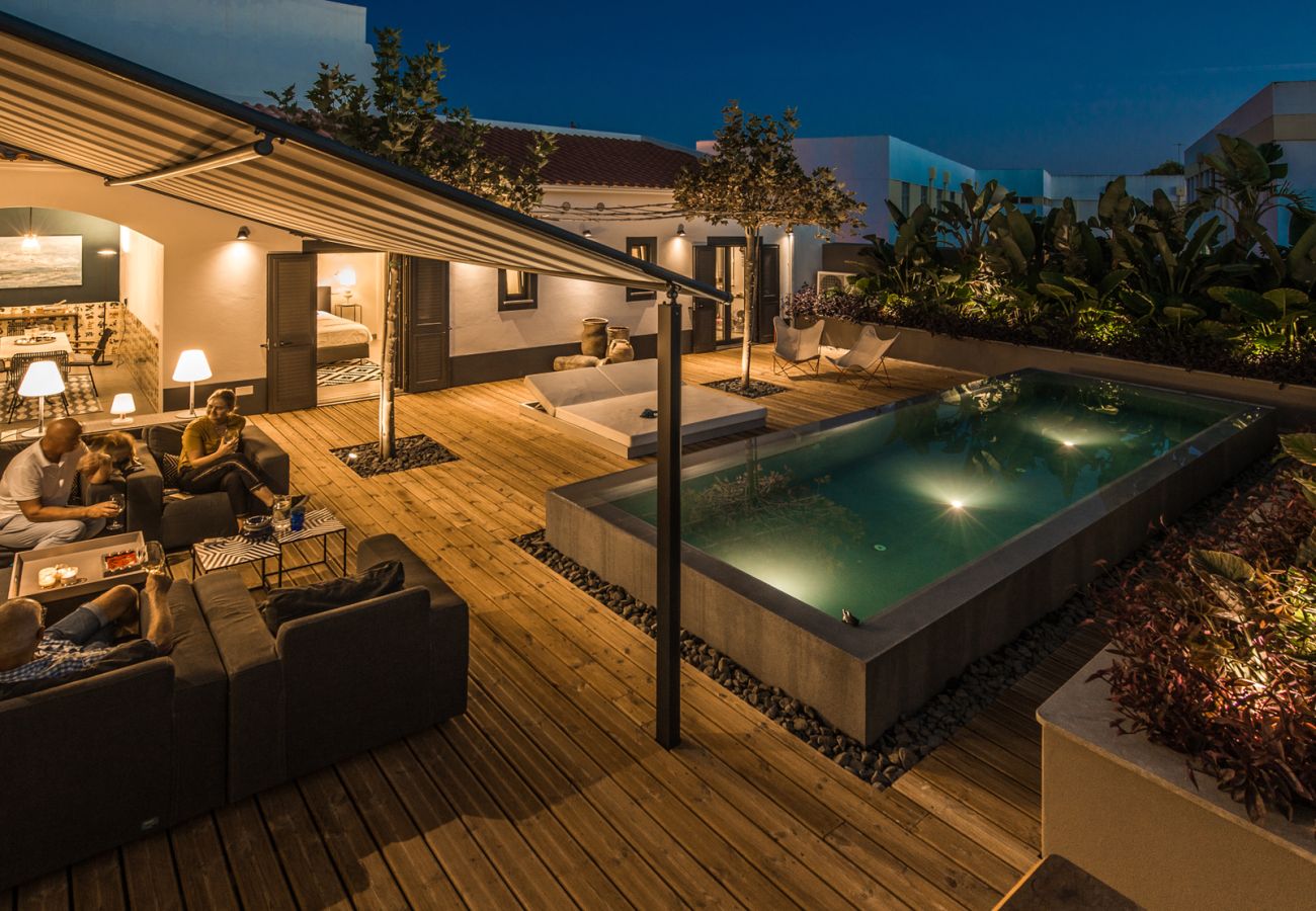 Casa a schiera a Lagoa - Casa Bonton - Stylish Townhouse Oasis with Modern Comfort