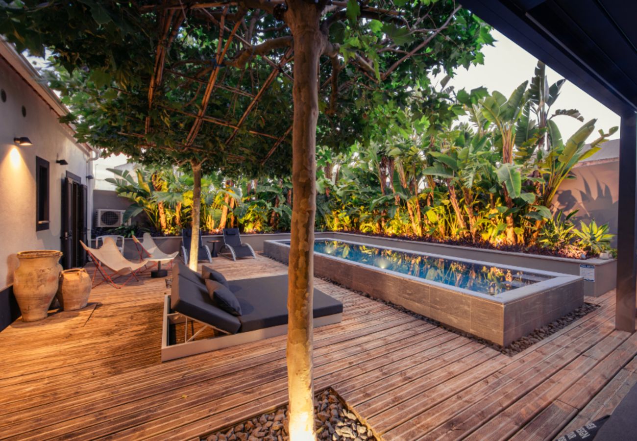 Casa a schiera a Lagoa - Casa Bonton - Stylish Townhouse Oasis with Modern Comfort