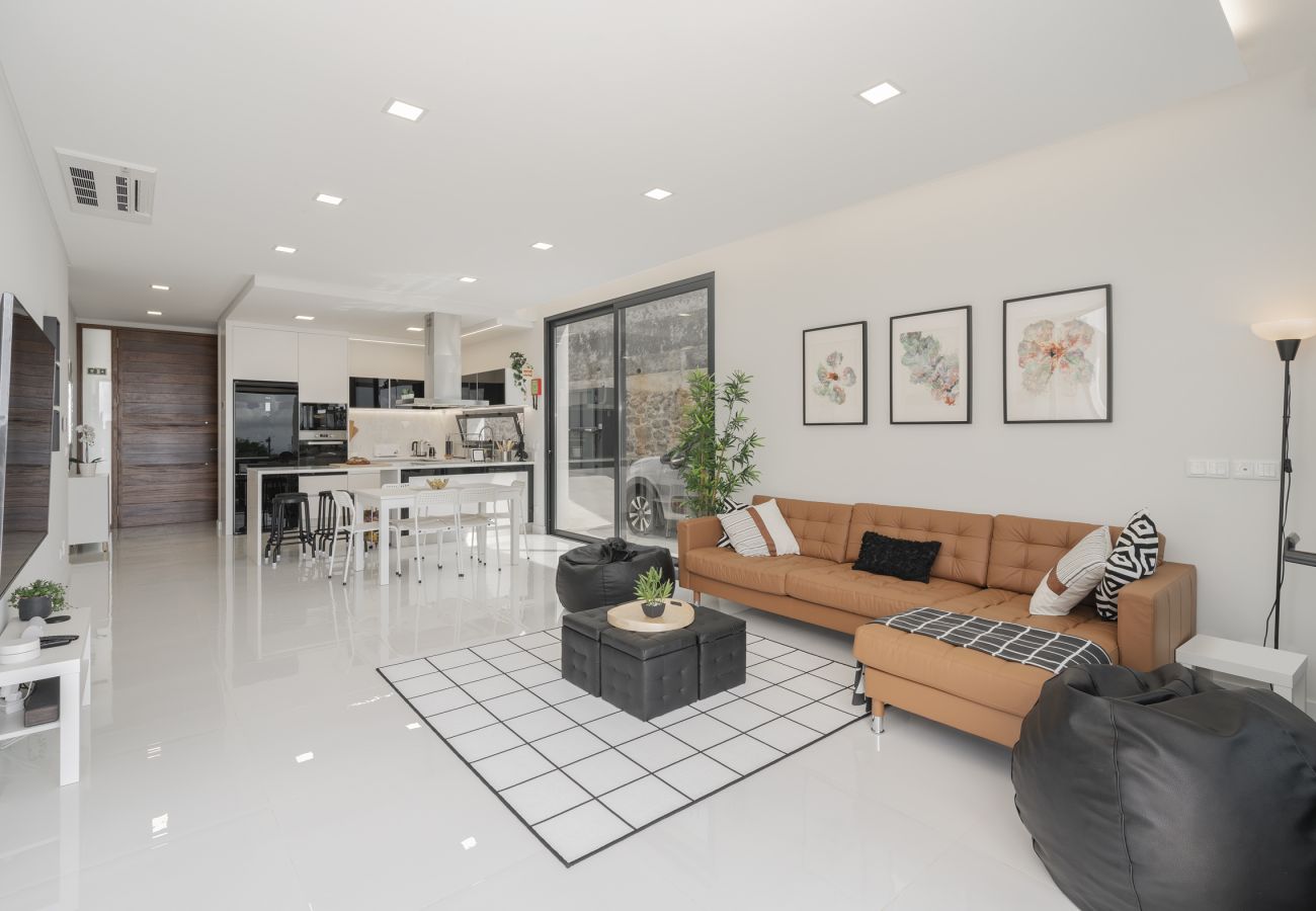 Casa a Calheta - Lotus Horizon