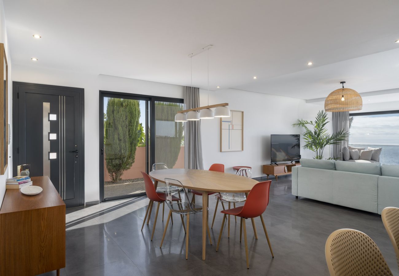 Villa a Tabua - Heather by the Sea