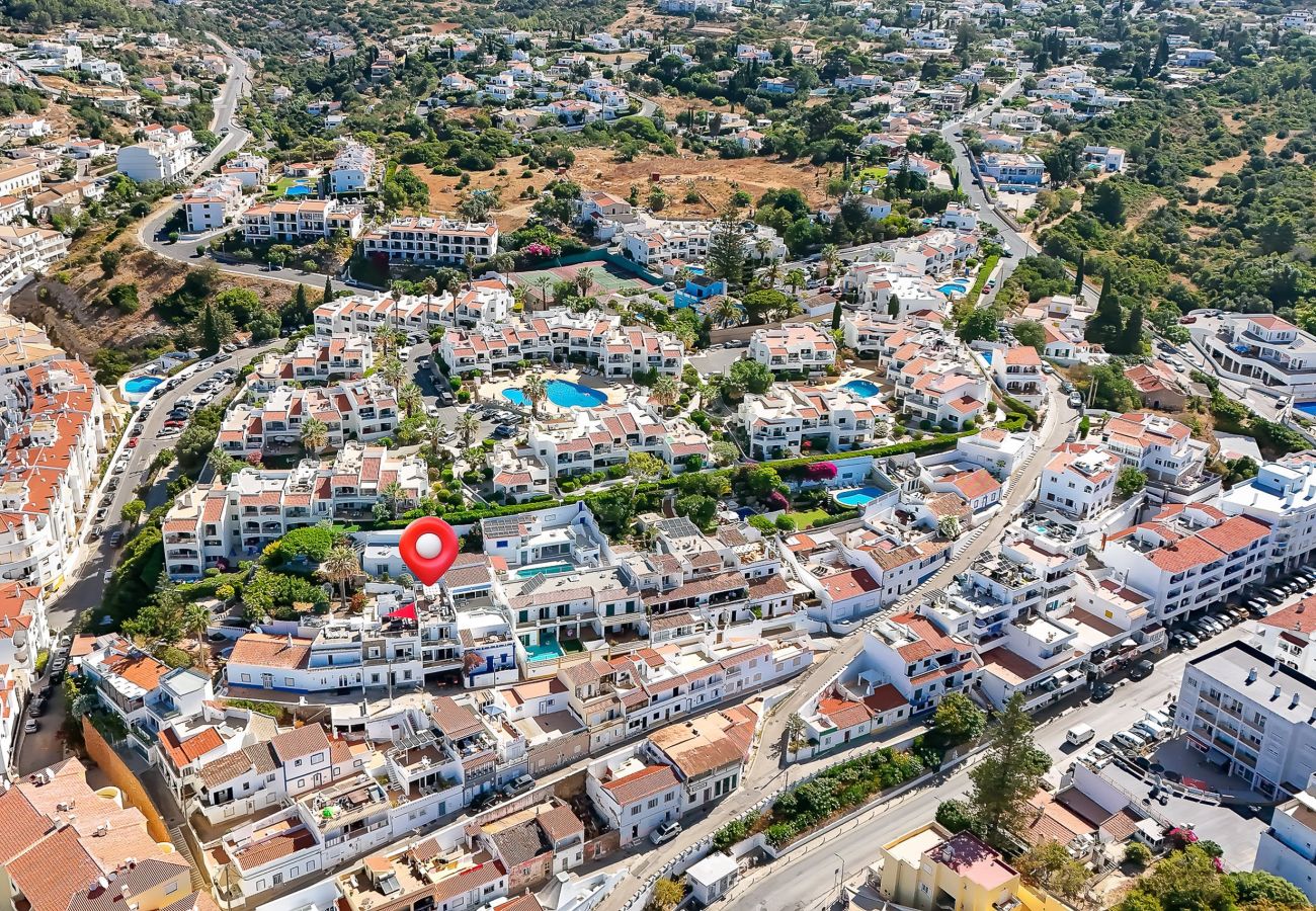 Casa em Carvoeiro - The Townhouse