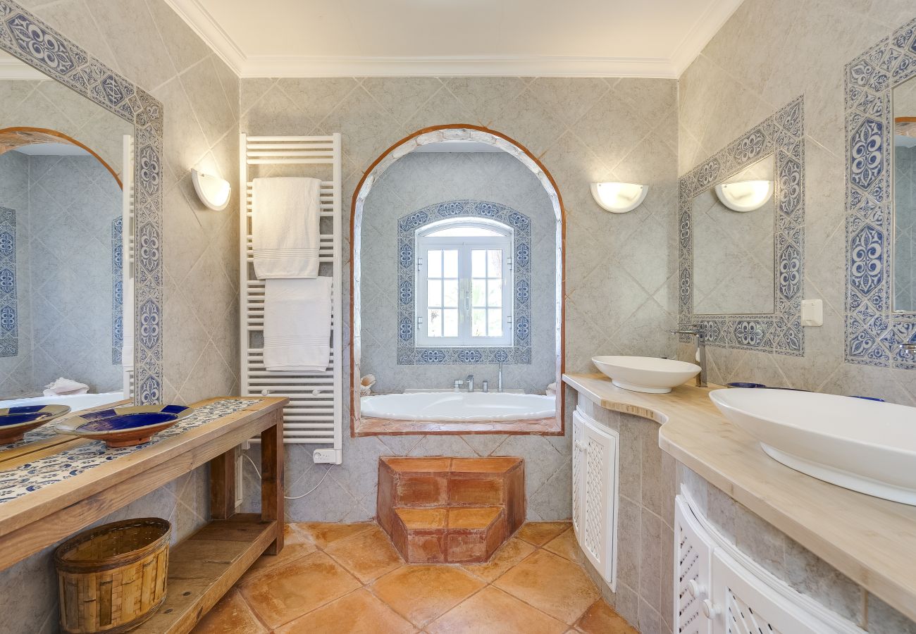 Villa em Almancil - Villa Oasis