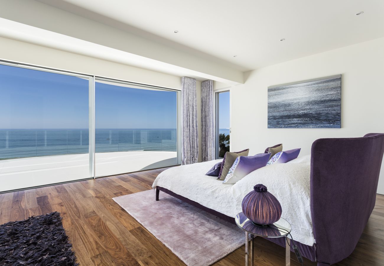Villa em Praia da Salema - Lavendar Seaview Villa