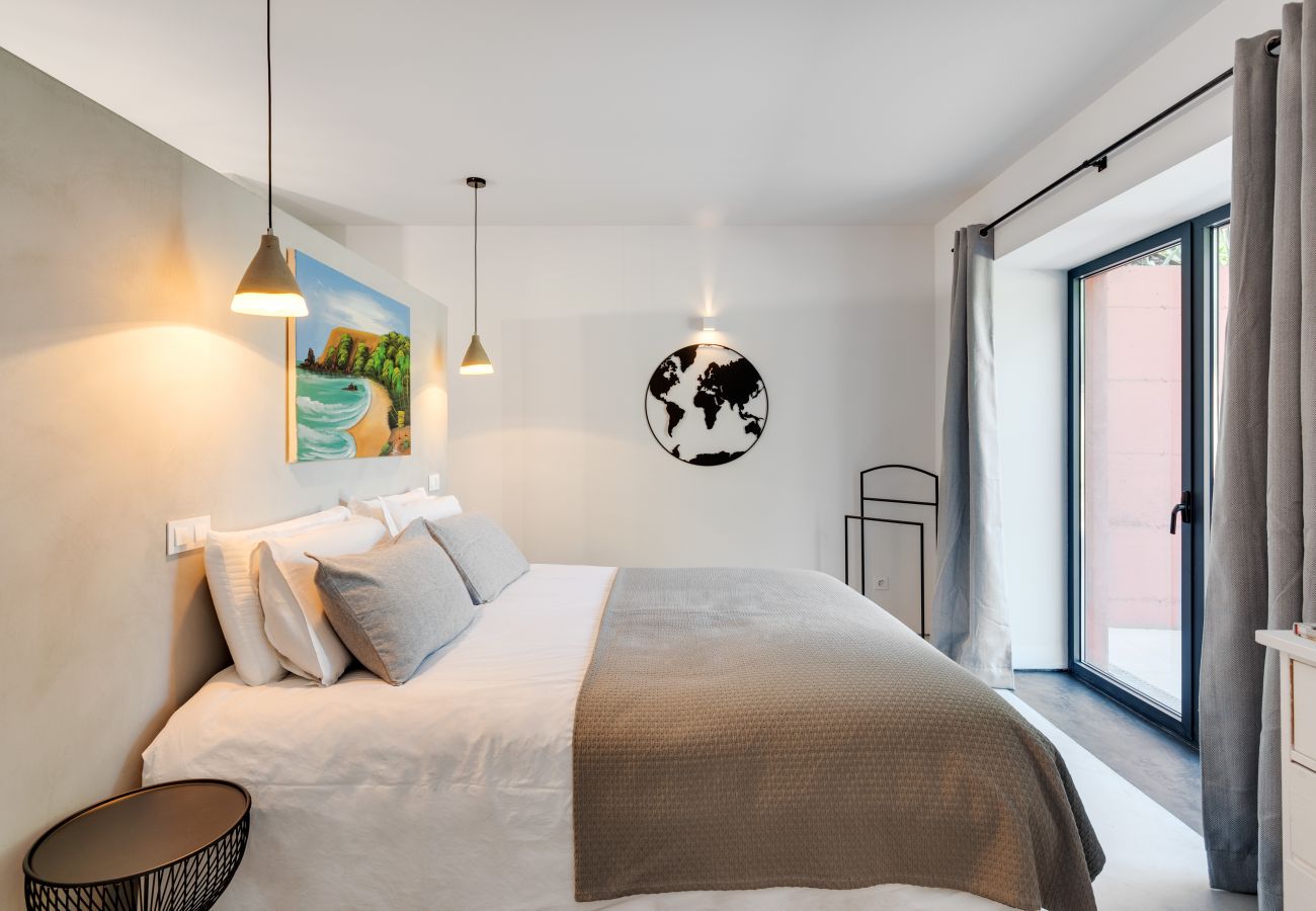 Villa em Cascais - Garden Seaside Villa