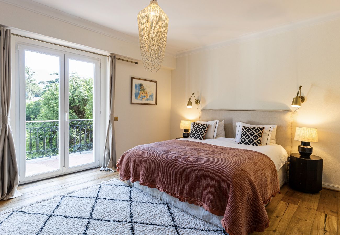 Villa em Cascais - Hideaway Paradise