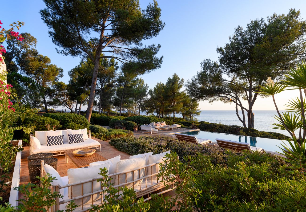 Villa em Carvoeiro - Algarve Temple Villa