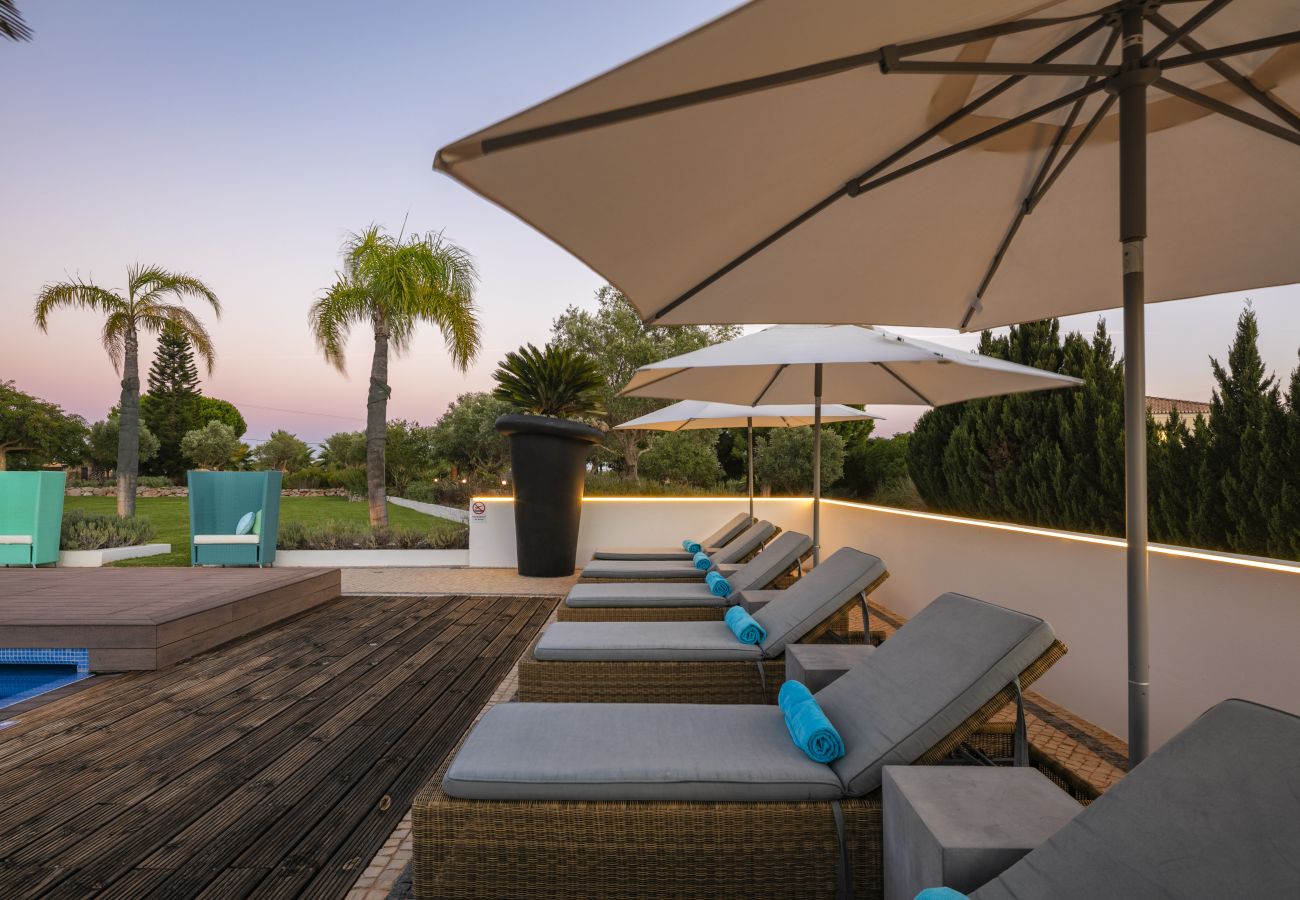 Villa em Pêra - Casa Pera - Espectacular villa luxuosa com piscina! 