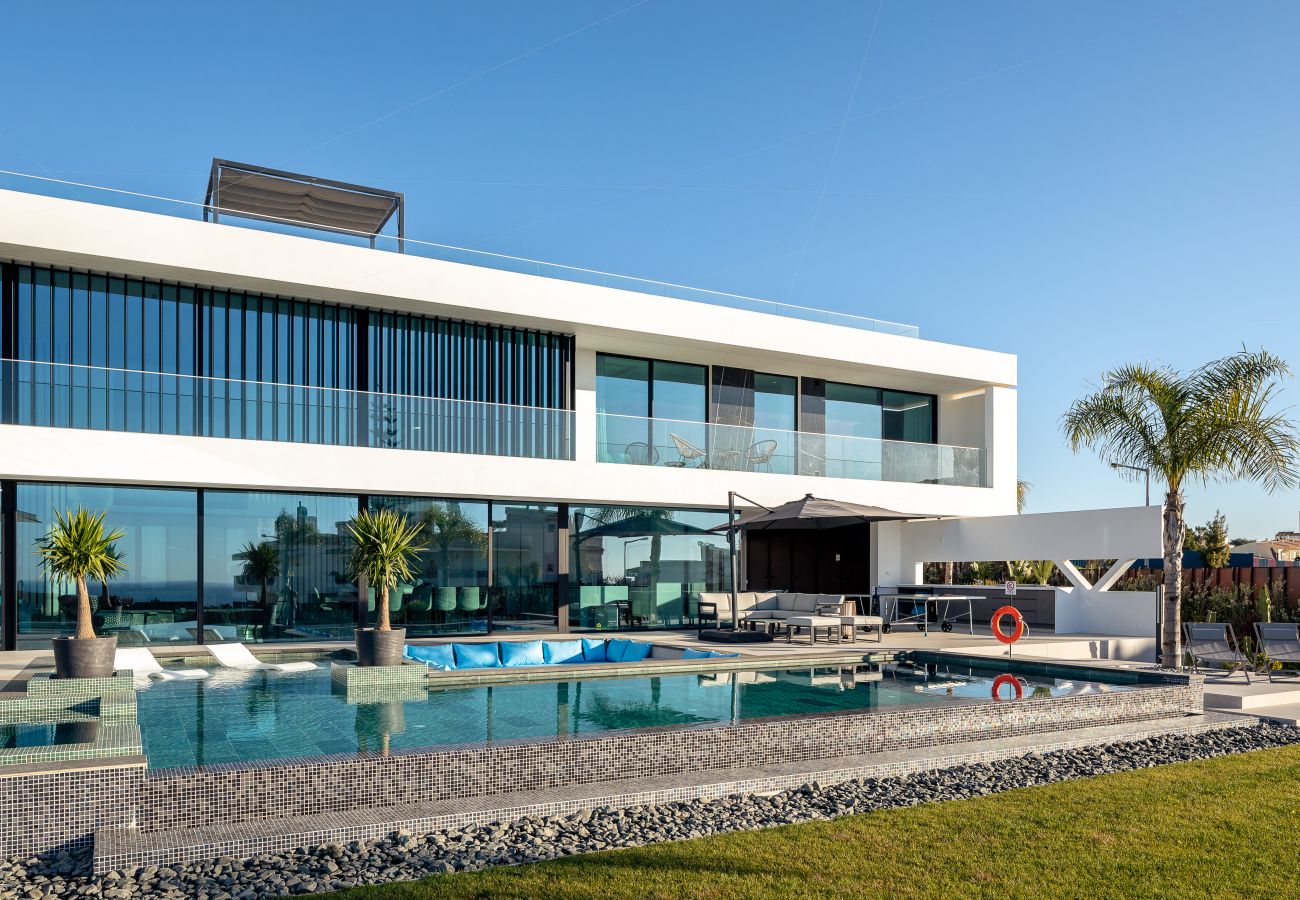 Villa em Porches - Ocean Urban Villa