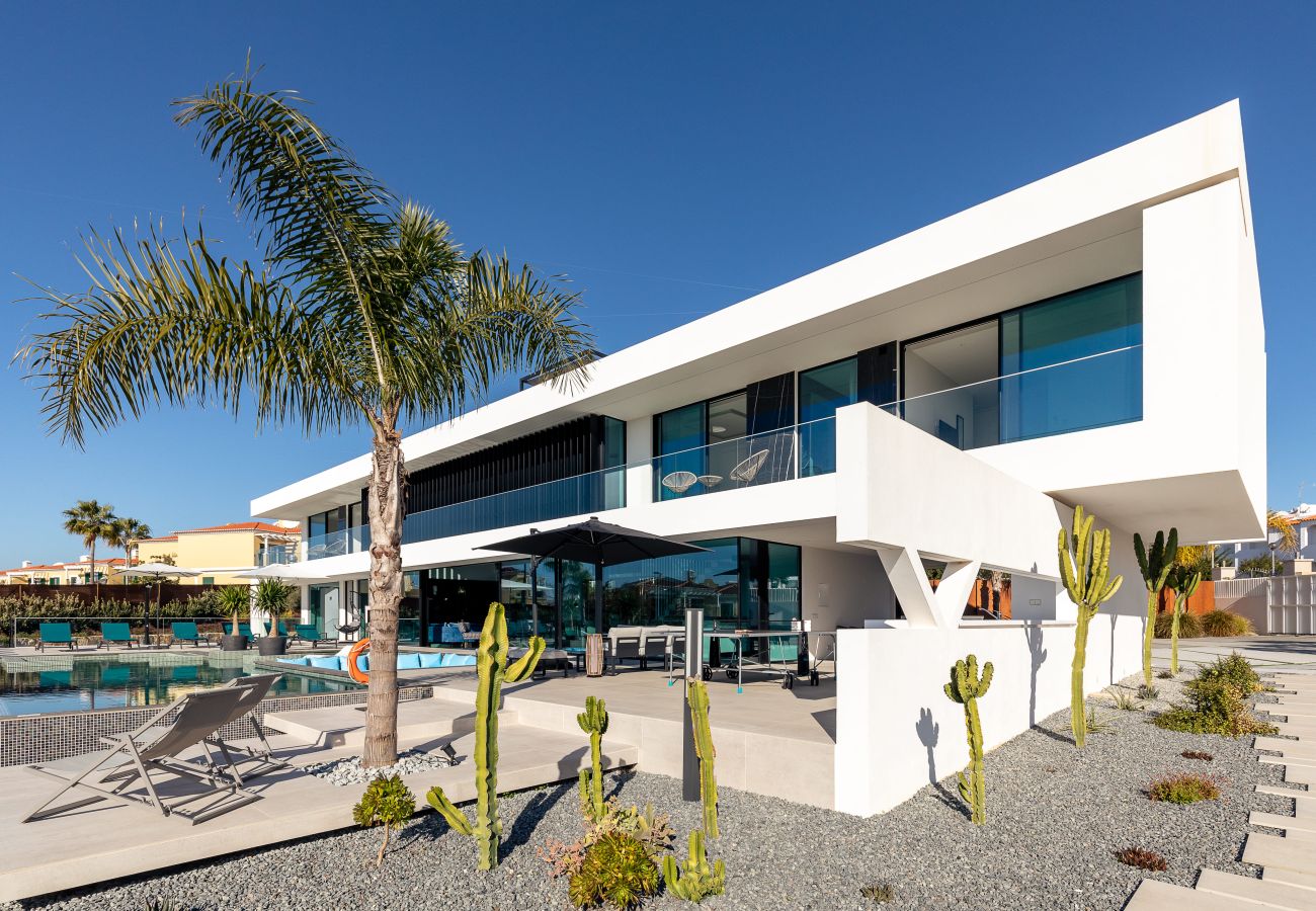 Villa em Porches - Ocean Urban Villa