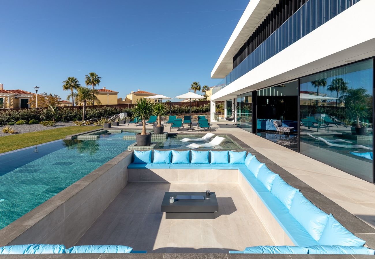 Villa em Porches - Ocean Urban Villa