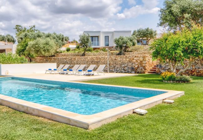 Villa em Ferragudo - Villa Monte Tranquilo