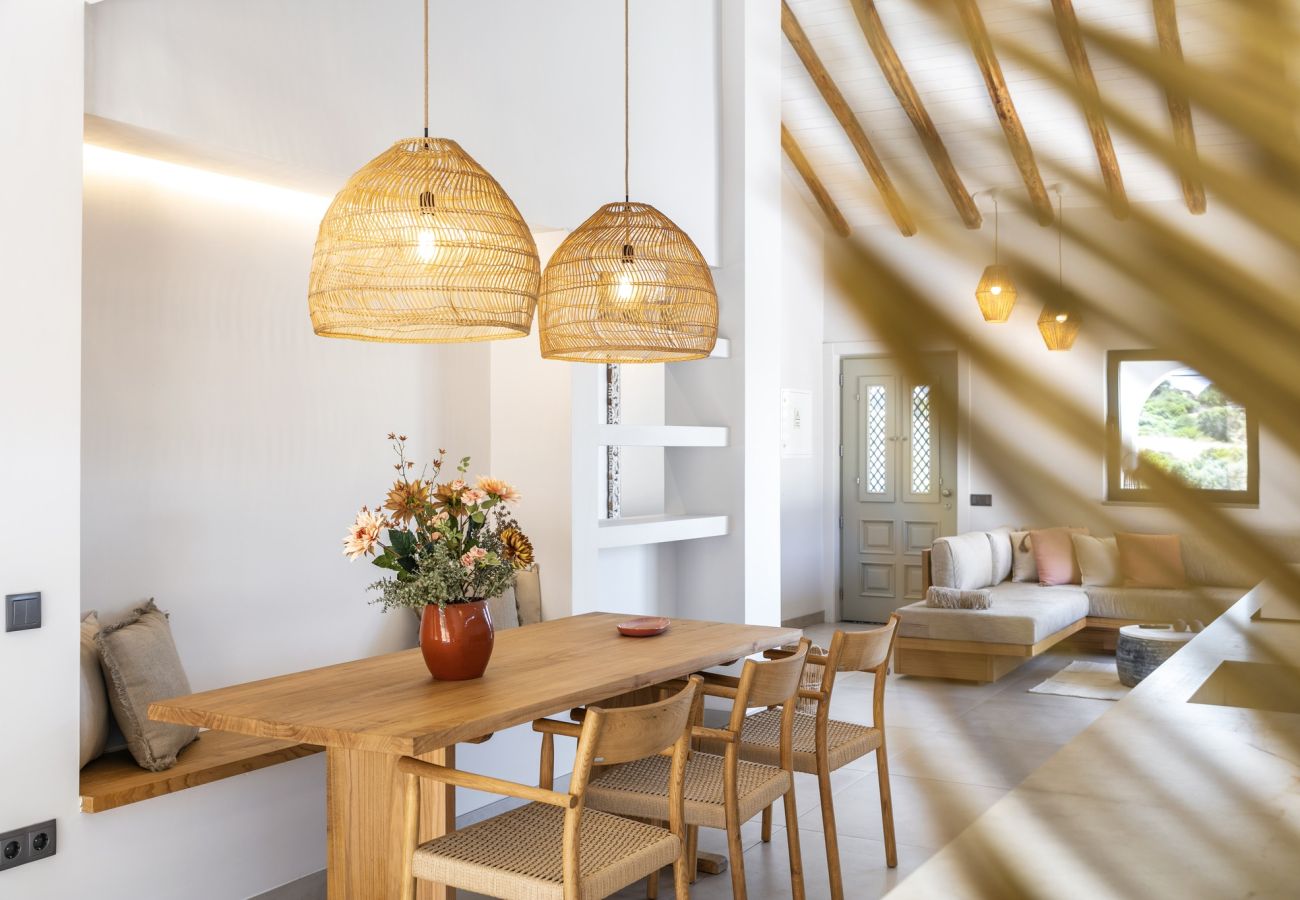 Casa em Lagoa - Casa Lourenço – Um refúgio sereno rodeado pela natureza e com vista para o mar