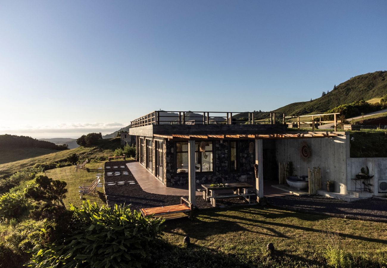 Villa em Santo Espírito - Azorian Paradise Villa