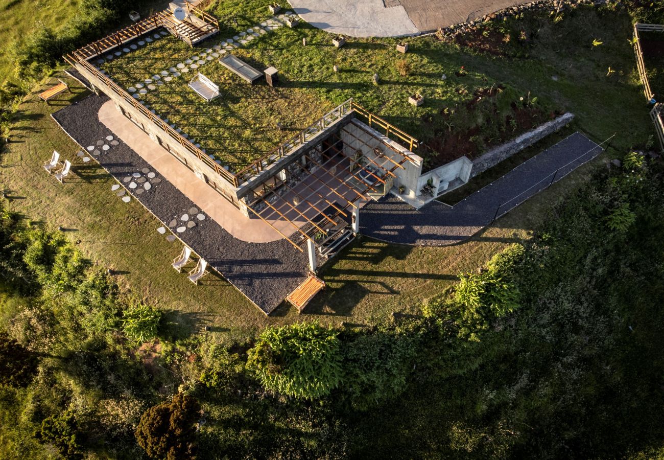 Villa em Santo Espírito - Azorian Paradise Villa