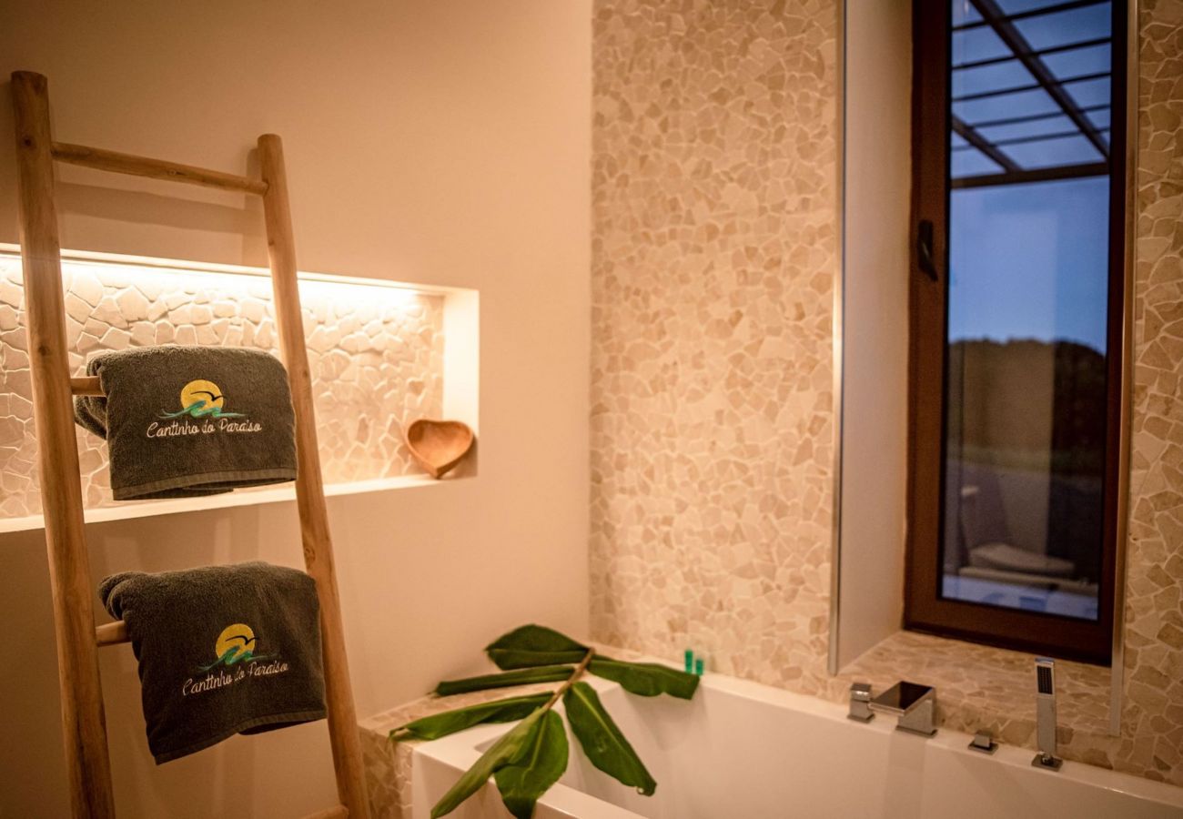 Villa em Santo Espírito - Azorian Paradise Villa