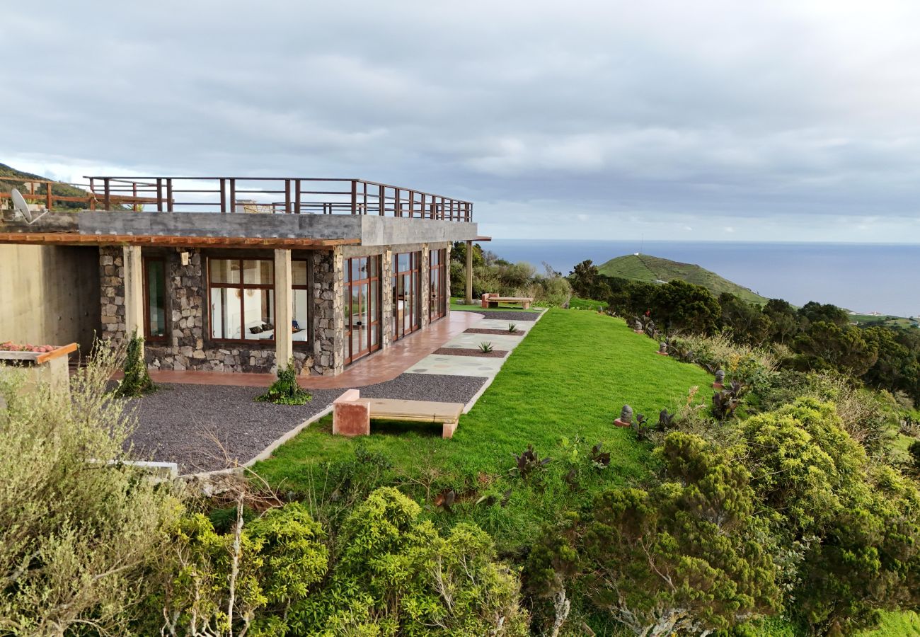 Villa em Santo Espírito - Azorian Paradise Villa