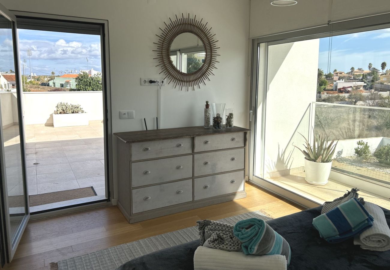 Casa geminada em Ferragudo - Casa MarTan