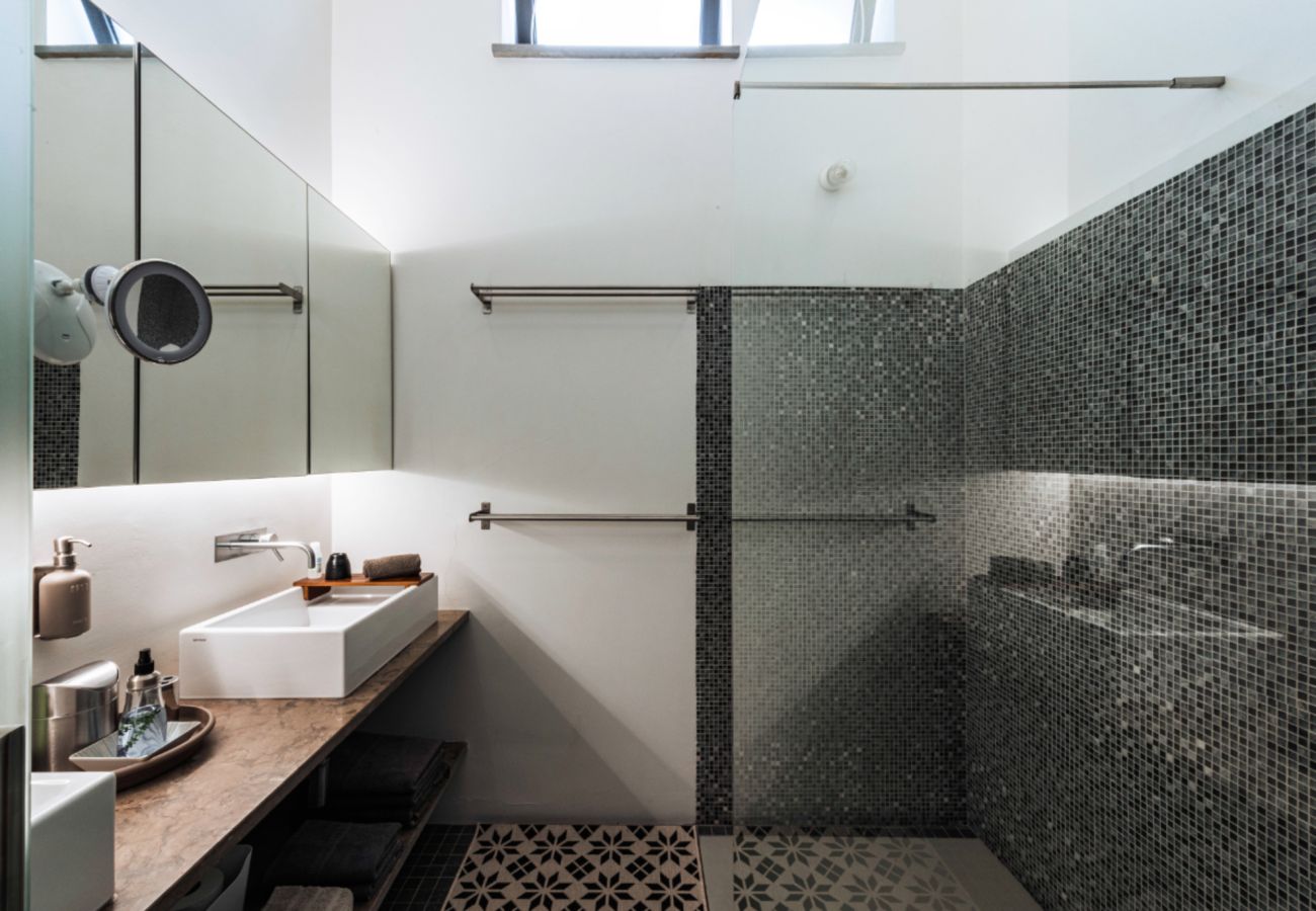 Casa geminada em Lagoa - Casa Bonton - Oásis de casas elegantes com conforto moderno