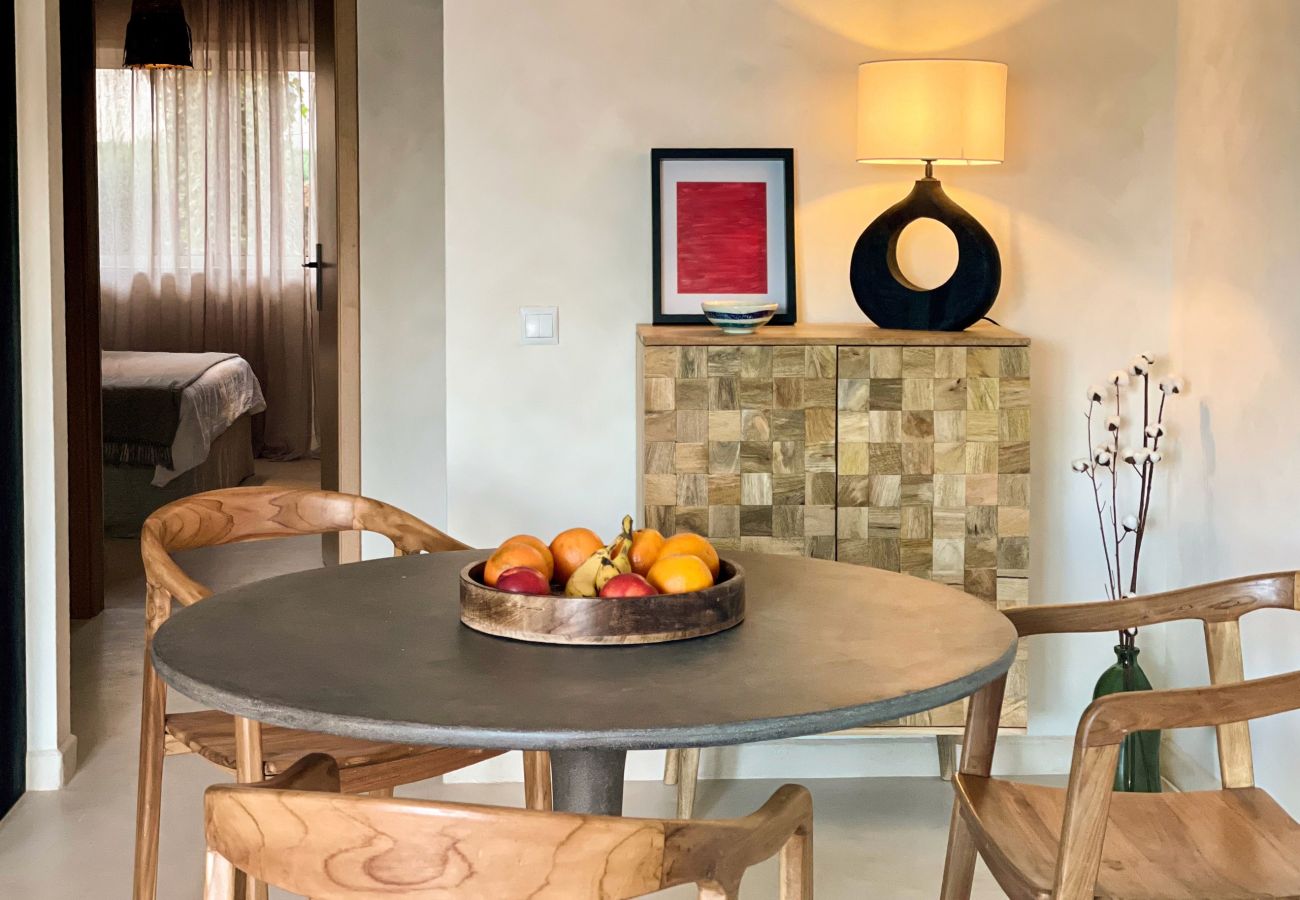 Apartamento em Carvoeiro - Casa Syra – Apartamento elegante com vista para o mar no coração de Carvoeiro