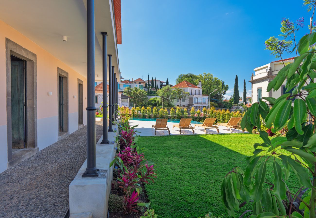 Villa em Funchal - Rosemount House