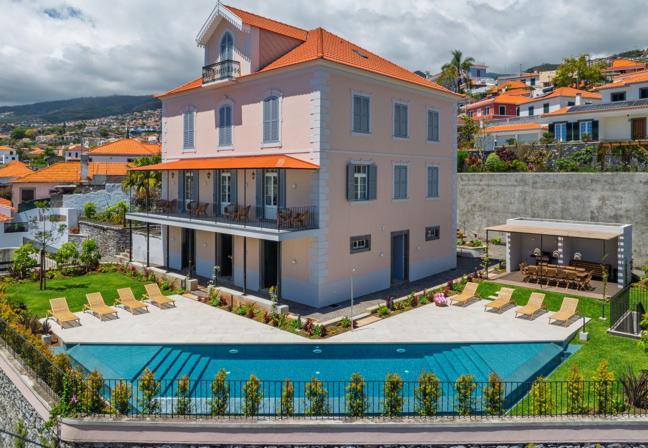 Villa em Funchal - Rosemount House