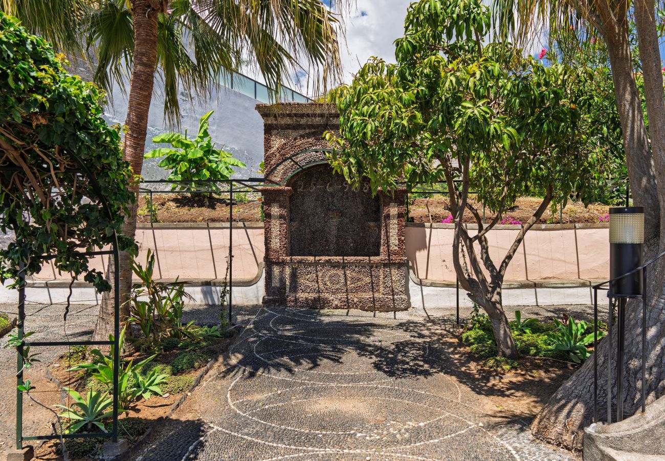 Villa em Funchal - Rosemount House