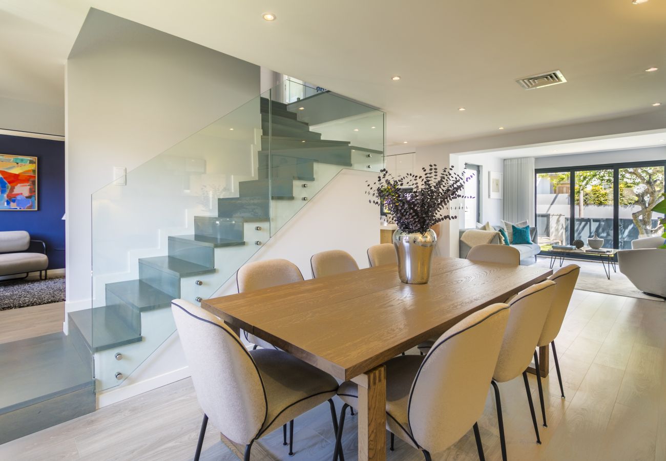 Terraced House in Lisbon - Restelo Boutique Retreat